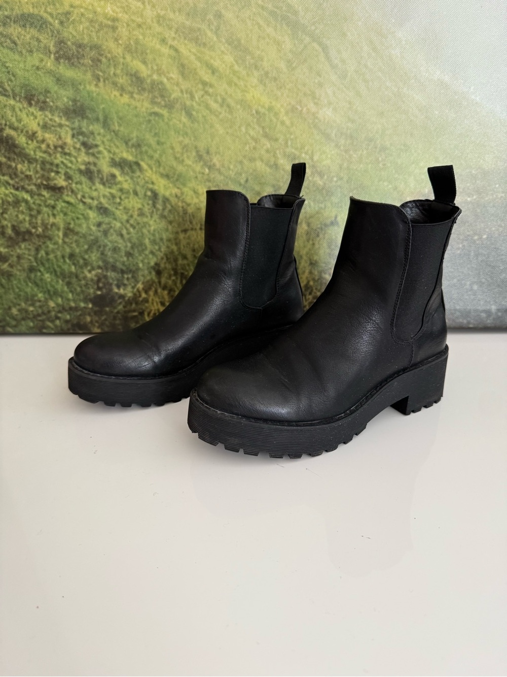 Dirty Laundry Chelsea Boots